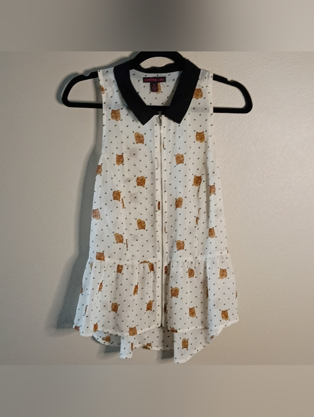 Material Girl Polka Dot & Tigger Face Print Zip Up Top Racerback Collared Sz M
